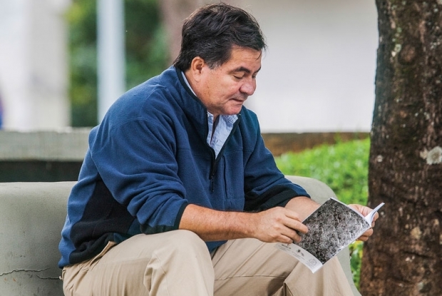 Exílio no quadrado – A rotina franciscana do senador Roger Pinto Molina, dez meses após a arriscada viagem que o trouxe à capital