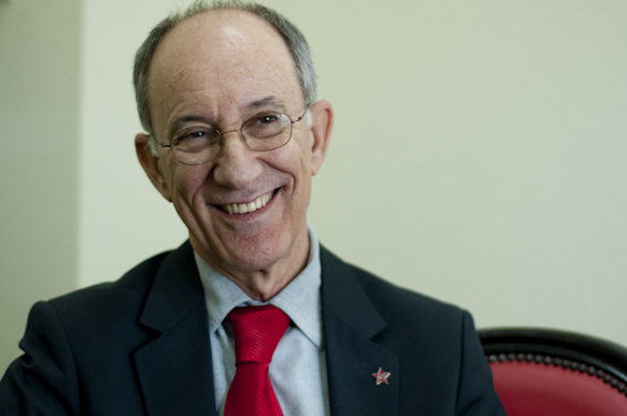 Confira as fichas dos cinco candidatos ao título de HSV do mês. E escolha o pior