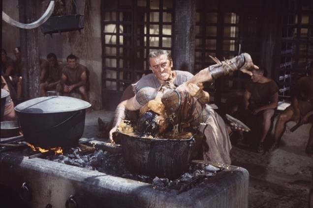 Kirk Douglas em cenas do filme "Spartacus", 1960
