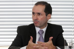 Spinelli: sem recursos