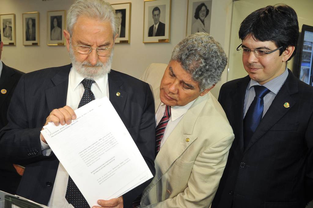 PSOL recorre a Renan