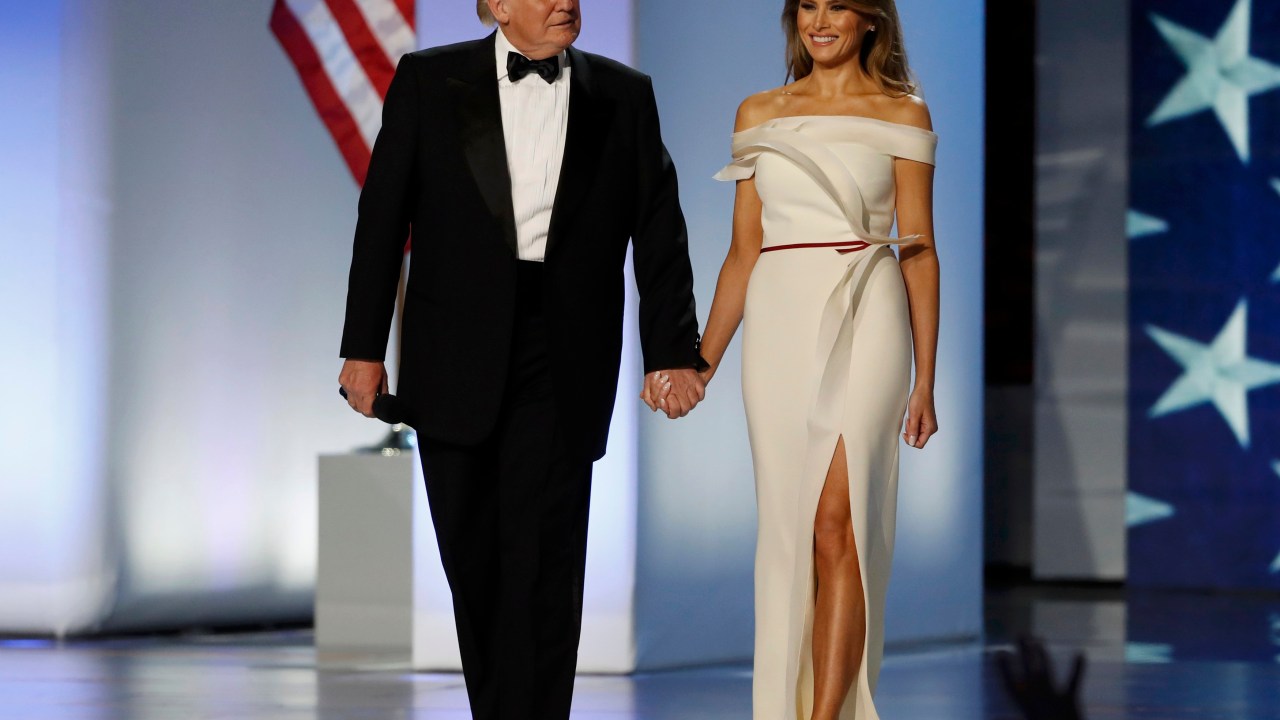 Donald e Melania Trump chegam ao Baile da Liberdade