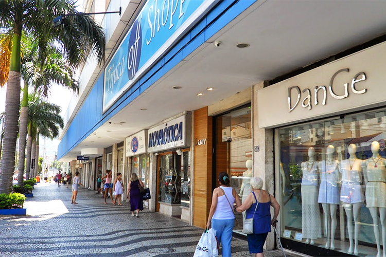 Fachada do Tijuca Off Shopping, localizado no Rio de Janeiro (RJ)