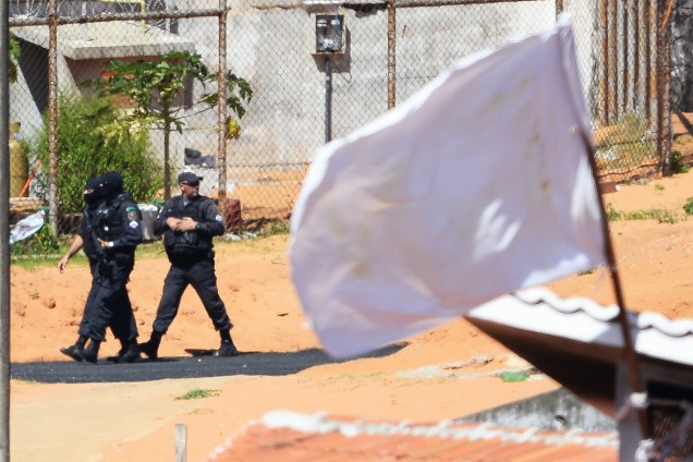Tropa de Choque entra na Penitenciária Estadual de Alcaçuz, na cidade de Nísia Floresta (RN) - 18/01/2017