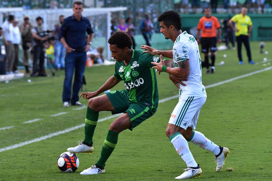 A vida depois do acidente: Primeiro jogo da Chapecoense termina com empate