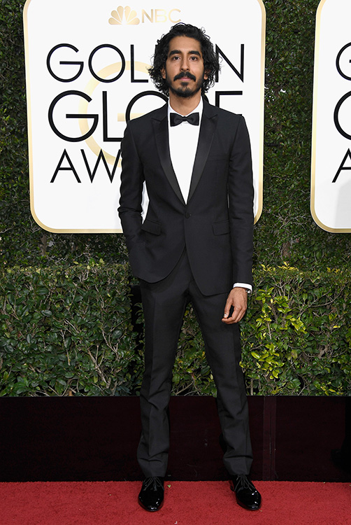 O ator Dev Patel chega para o Globo de Ouro 2017, em Los Angeles