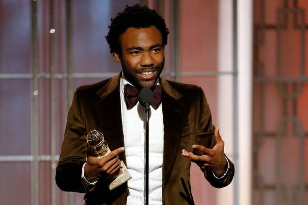 O ator Donald Glover recebe o Globo de Ouro de prêmio de melhor ator em série de comédia por 'Atlanta' O ator Donald Glover recebe o Globo de Ouro de prêmio de melhor ator em série de comédia por 'Atlanta'