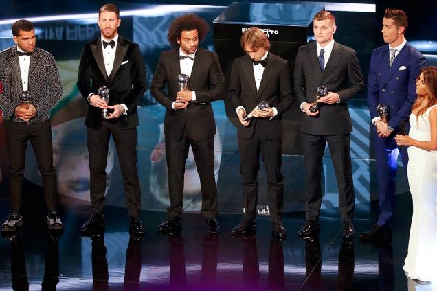 Os jogadores Daniel Alves, Sérgio Ramos, Marcelo, Luka Modric, Toni Kroos e Cristiano Ronaldo, durante o o Prêmio de Melhor do Mundo da Fifa, na Suíça
