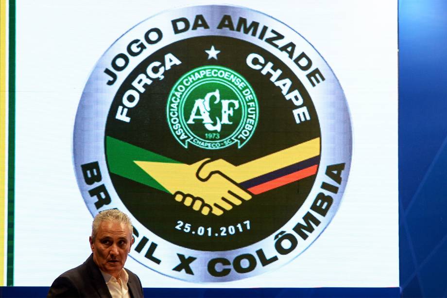 O técnico da Seleção Brasileira, Tite, durante a convocação da Seleção Brasileira para o jogo amistoso contra a Colômbia, em prol da Chapecoense - 19/01/2017