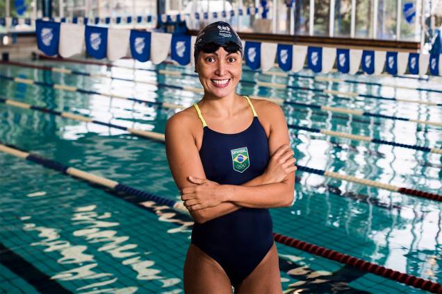 A nadadora Poliana Okimoto treina no Clube Esperia, em São Paulo (SP)