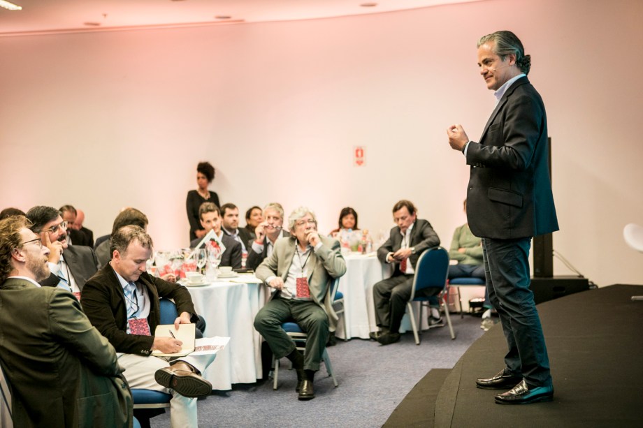 <b>O líder global de marketing da Coca-Cola, Marcos de Quinto, em sua palestra</b>