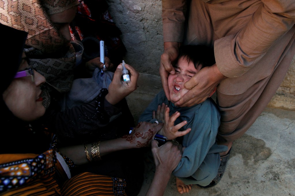 Vacinação contra a polio no Paquistão