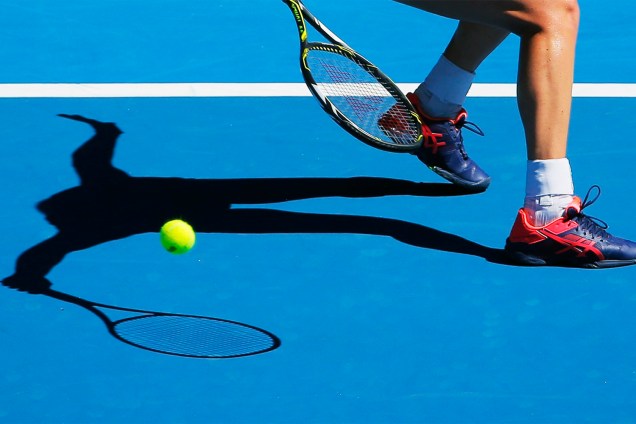 A tenista americana Coco Vandeweghe enfrenta a italiana Roberta Vinci no Australian Open, na cidade de Melbourne - 16/01/2017