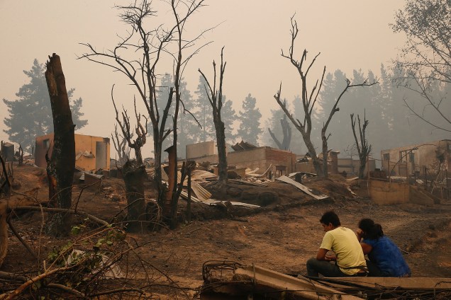 Incêndios provocam maior desastre florestal da história do Chile. Um total de 140 mil hectares de florestas foram destruídos por incêndios no Centro e no Sul do Chile na última semana - 27/01/2017