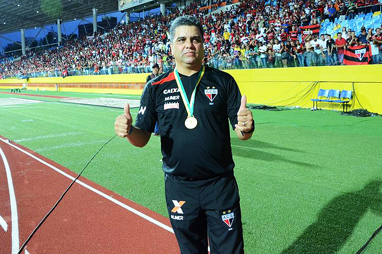 Técnico do Atlético-GO, Marcelo Cabo