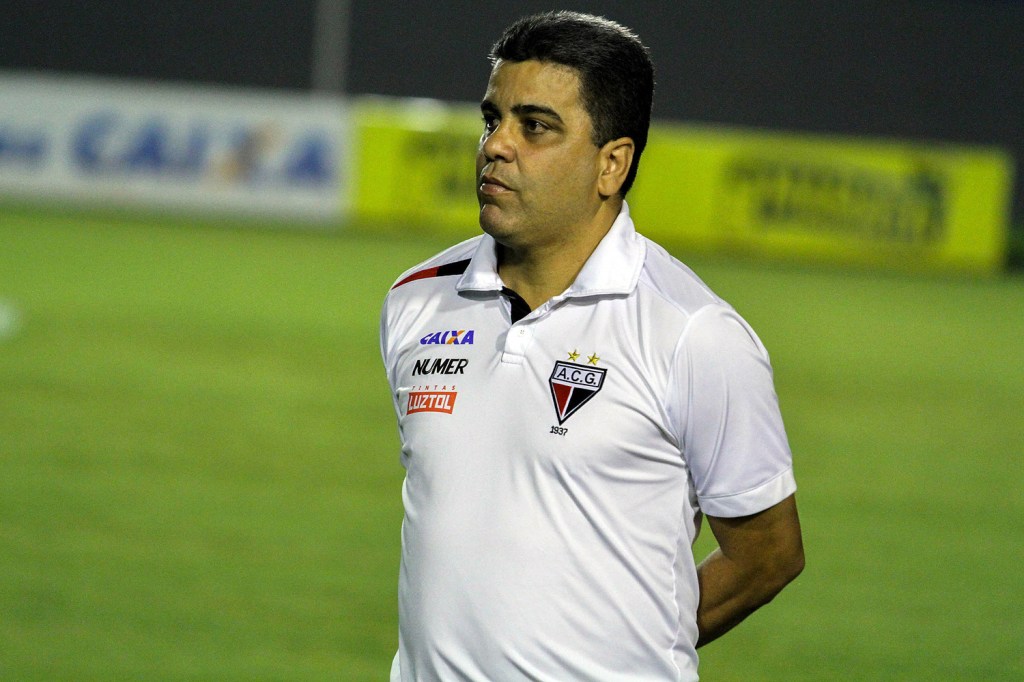 Técnico Marcelo Cabo do Atlético-GO