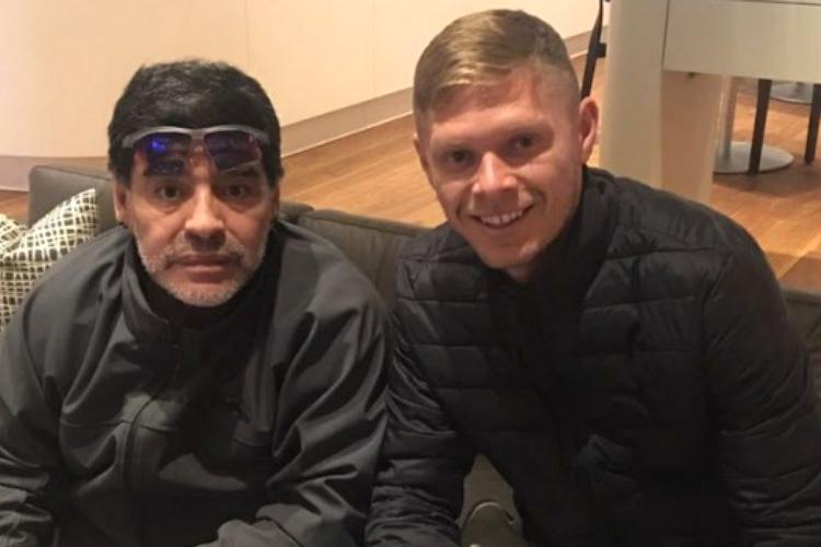 Diego Maradona e Marlone em foto postada pelo brasileiro