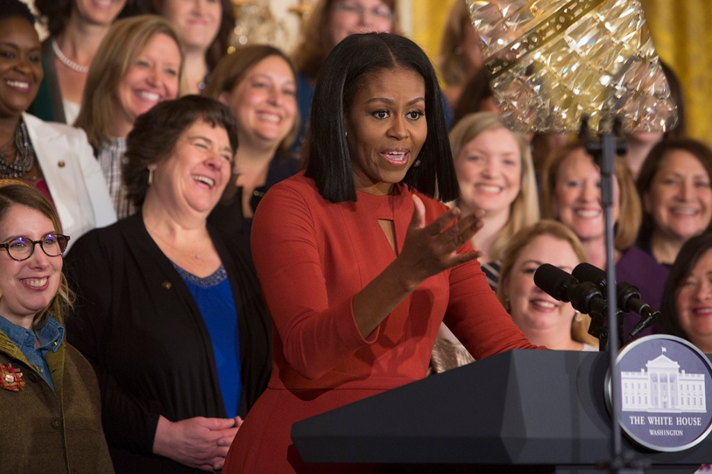 Michelle Obama dá o seu último discurso como Primeira-Dama na Casa Branca, em Washington DC