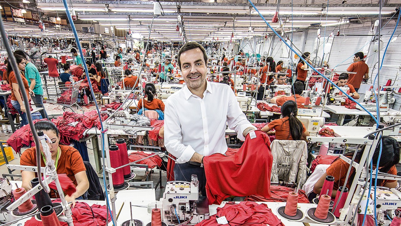MELHOR QUE A CHINA O empresário Andrés Gwynn: produção para a Riachuelo, no lugar dos fornecedores asiáticos