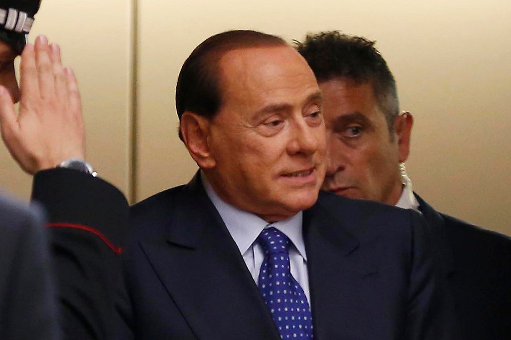 Silvio Berlusconi está concorrendo ao Senado da Itália como parte de uma aliança liderada pelo partido Irmãos da Itália, cujas origens remontam ao regime fascista de Benito Mussolini. 10/08/2022.