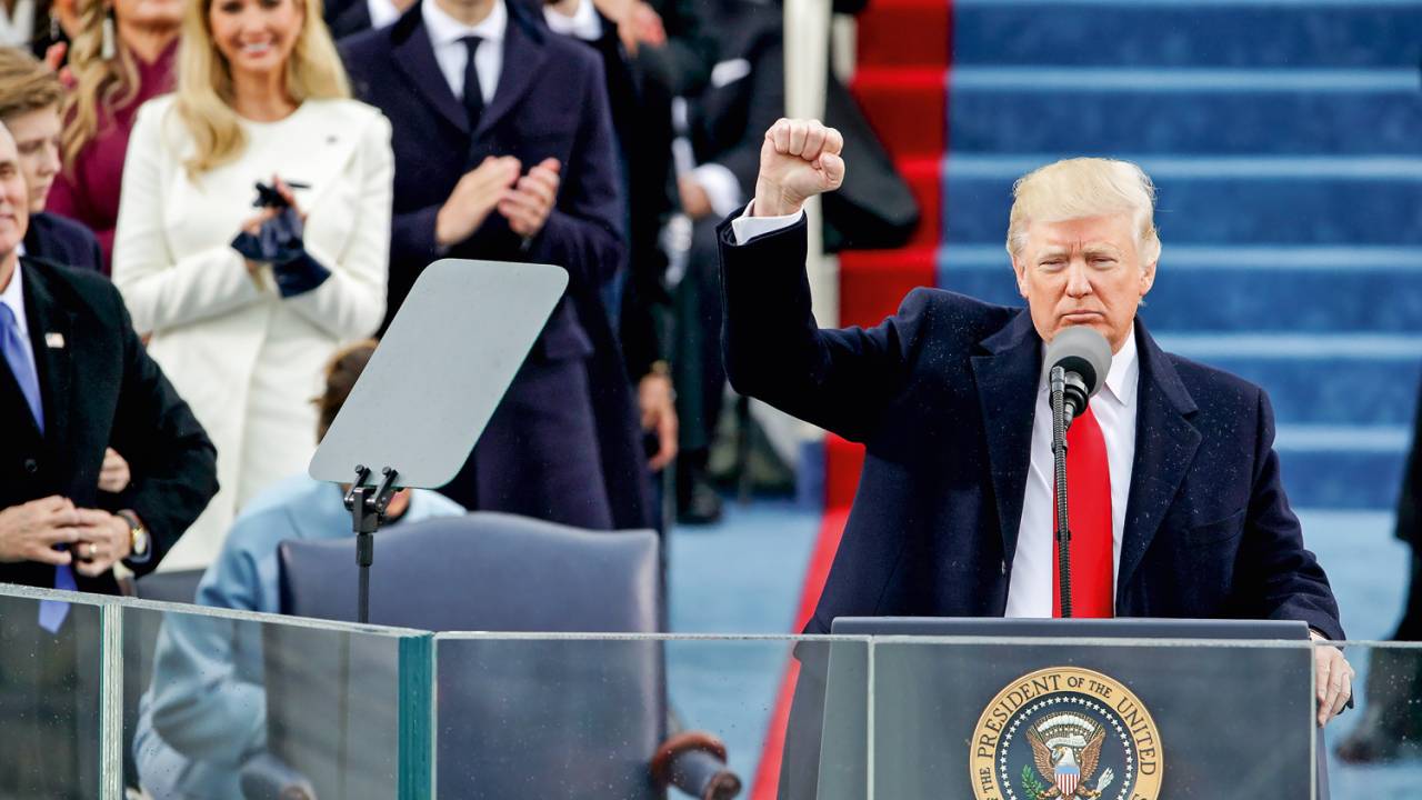 O PRESIDENTE - Donald Trump no discurso de posse, na sexta-feira 20, em Washington