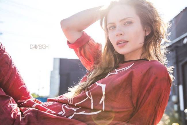 16123790_899585930143855_8560774461299621888_n A atriz Daveigh Chase, conhecida na infância por interpretar a Samara de 'O Chamado'