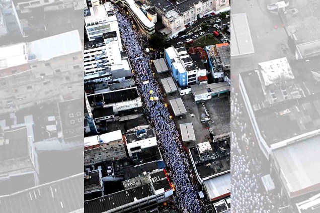 Bloco Filhos de Gandhy atrai multidões em Salvador, Bahia - 27/02/2017