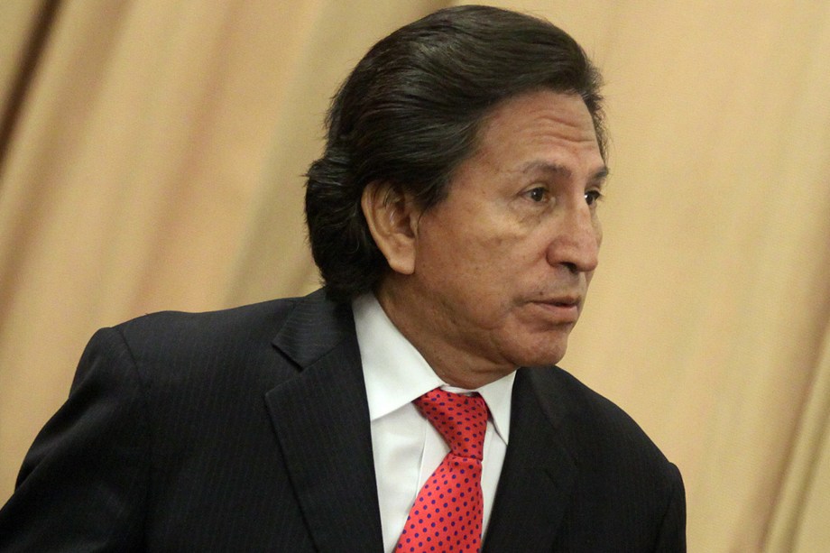 Alejandro Toledo - O ex-presidente peruano é acusado de ter recebido 20 milhões de dólares em propinas pagas pela Odebrecht. Na semana passada, a Justiça de seu país decretou a sua prisão. Considerado foragido, pesa contra ele uma ordem internacional de captura