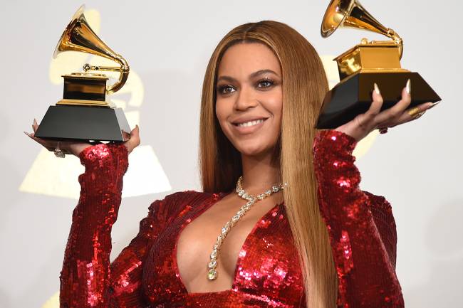 Beyoncé posa duas premiações Grammy