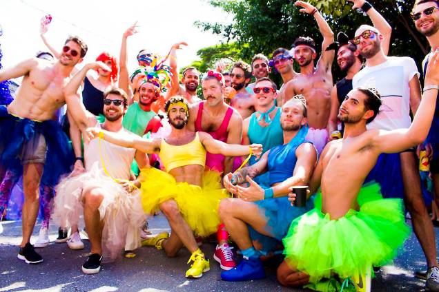 Foliões no bloco de pré-carnaval "Ritaleena" em São Paulo - 18/02/2017 Foliões no bloco de pré-carnaval "Ritaleena" em São Paulo - 18/02/2017
