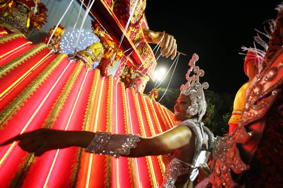 Desfile da escola de samba 'Tom Maior', no Sambódromo do Anhembi, em São Paulo (SP). A agremiação homenageia a cantora Elba Ramalho - 24/02/2017