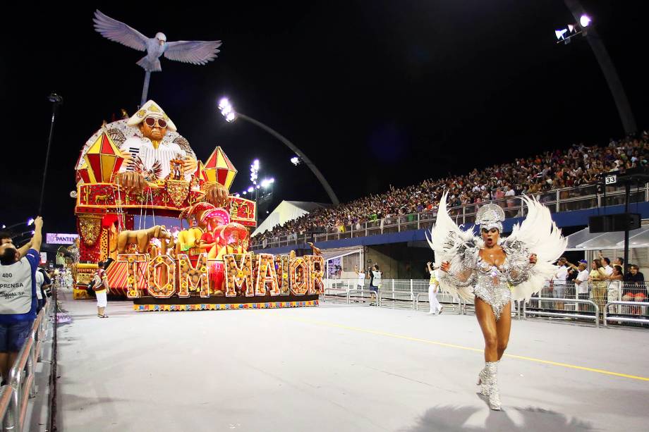 Desfile da escola de samba Tom Maior, no Sambódromo do Anhembi, em São Paulo (SP). A agremiação homenageia a cantora Elba Ramalho - 24/02/2017