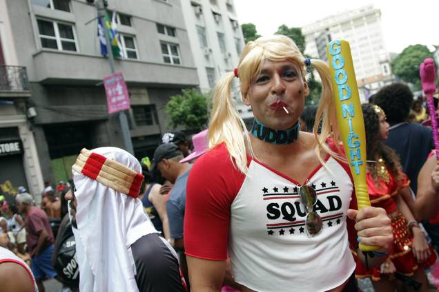 Foliões curtem o Carnaval no Rio de janeiro no bloco de rua tradicional Cordão da Bola Preta - 25/02/2017 Foliões curtem o Carnaval no Rio de janeiro no bloco de rua tradicional Cordão da Bola Preta - 25/02/2017
