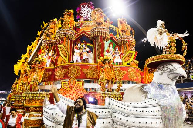 A escola de samba Dragões da Real é a quarta escola a desfilar na segunda noite do Carnaval paulistano - 26/02/2017 A escola de samba Dragões da Real é a quarta escola a desfilar na segunda noite do Carnaval paulistano - 26/02/2017