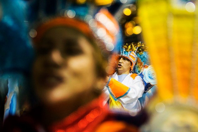 Gaviões da Fiel levanta a galera no primeiro dia de desfiles das escolas do grupo especial do Carnaval 2017 de São Paulo no Sambódromo do Anhembi na zona norte da capital paulistana - 25/02/2017