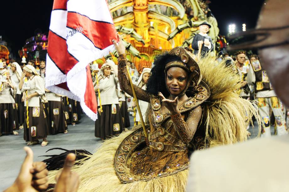 Com o enredo 'Dragões canta Asa Branca', a escola de samba Dragões da Real desfila no Sambódromo do Anhembi, em São Paulo - 26/02/2017