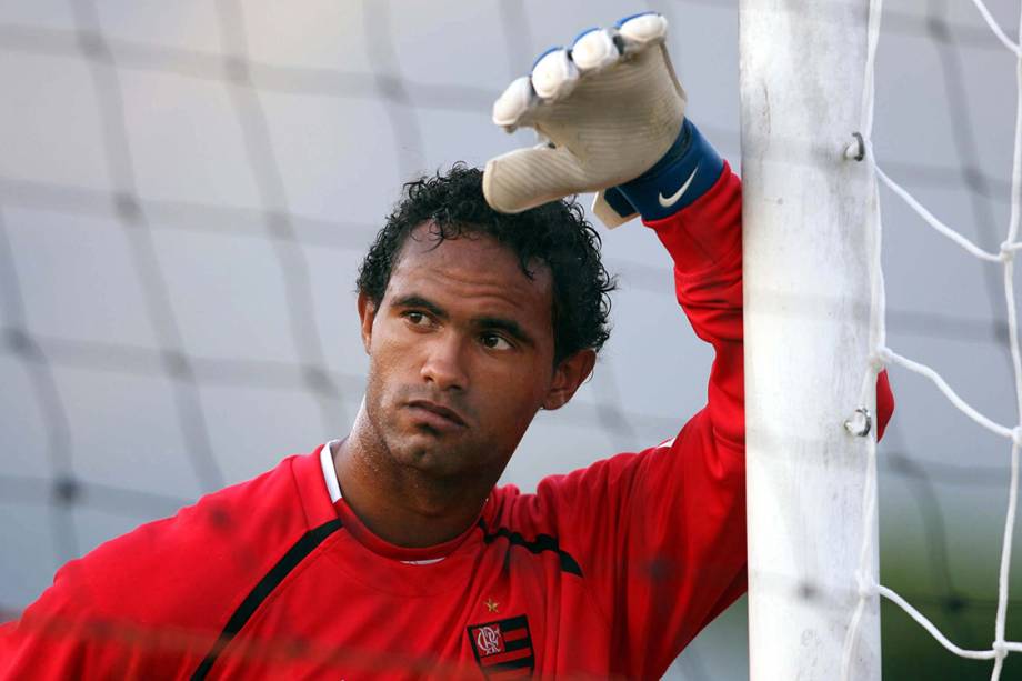 Bruno, goleiro do Flamengo, durante treino, em 2007