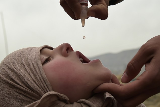 Cidade de Cabul, no Afeganistão, promove campanha nacional de vacinação contra poliomelite - 28/02/2017
