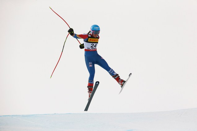 Esquiadora americana Breezy Johnson compete no campeonato mundial de esqui em St. Moritz, na Suiça - 07/02/2017