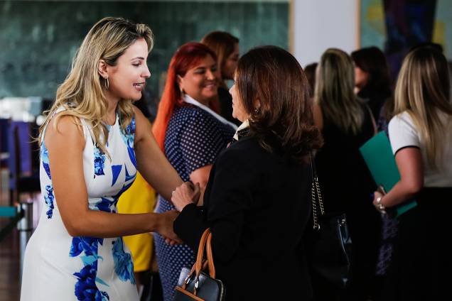 A primeira-dama Marcela Temer recebe as primeiras-damas dos estados para falar sobre o programa do governo Criança Feliz, no Palácio da Alvorada, em Brasília (DF) - 09/02/2017 A primeira-dama Marcela Temer recebe as primeiras-damas dos estados para falar sobre o programa do governo Criança Feliz, no Palácio da Alvorada, em Brasília (DF) - 09/02/2017
