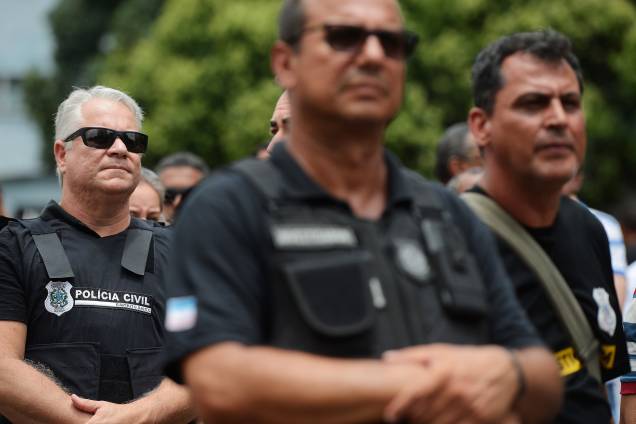 Polícia Civil do Espírito Santo faz paralisação em protesto ao assassinato de um investigador na cidade de Colatina além de reivindicar melhores condições de trabalho - 08/02/2017