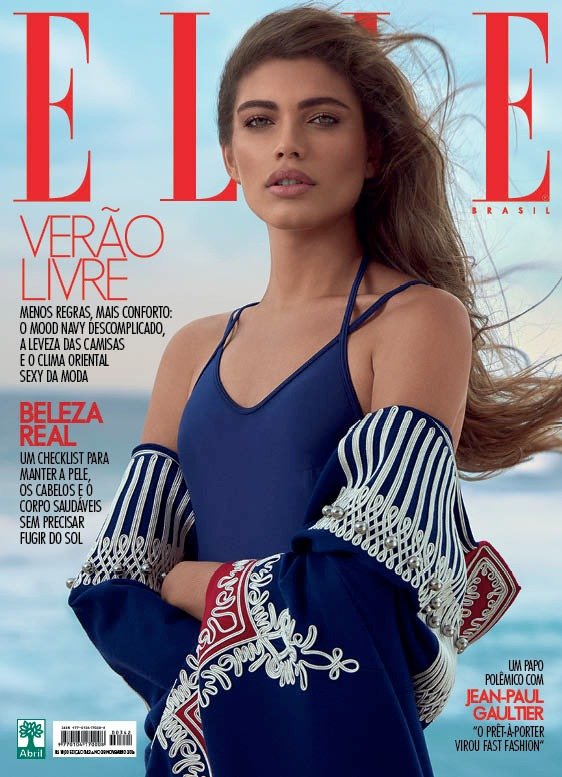 Valentina estampou a capa da Revista Elle em Novembro de 2016 (Foto: Reprodução/ Elle)