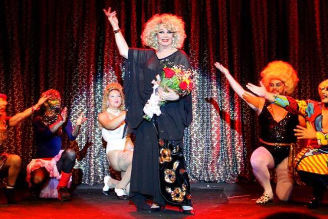 jane_di_castro Jane Di Castro, 68, será ela mesma em 'A Força do Querer'