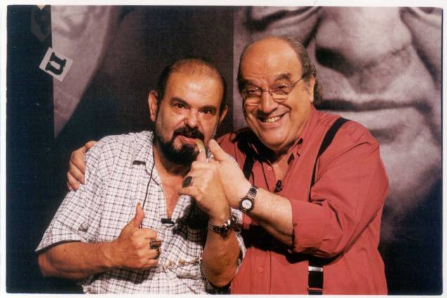 Zé do Caixão e Antônio Abujamra, apresentador do programa "Provocações", da TV Cultura Zé do Caixão e Antônio Abujamra, apresentador do programa "Provocações", da TV Cultura
