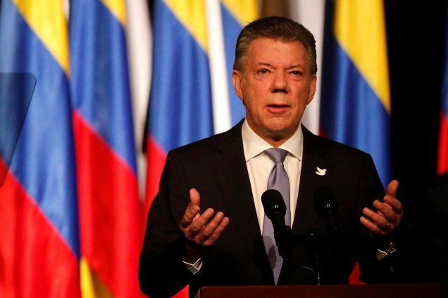 Juan Manuel Santos - O presidente da Colômbia é suspeito de ter recebido 2 milhões de dólares da Odebrecht para sua campanha presidencial. A injeção ilegal de recursos é investigada e, caso confirmada, pode servir de base para um processo de impeachment