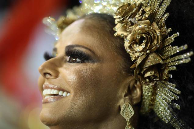 A rainha de bateria da Mancha Verde, Viviane Araújo, durante o segundo dia dos desfiles das escolas de samba, no Sambódromo do Anhembi, em São Paulo (SP) - 25/02/2017 A rainha de bateria da Mancha Verde, Viviane Araújo, durante o segundo dia dos desfiles das escolas de samba, no Sambódromo do Anhembi, em São Paulo (SP) - 25/02/2017