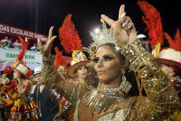 A rainha de bateria da Mancha Verde, Viviane Araújo, durante o segundo dia dos desfiles das escolas de samba, no Sambódromo do Anhembi, em São Paulo (SP) - 25/02/2017 A rainha de bateria da Mancha Verde, Viviane Araújo, durante o segundo dia dos desfiles das escolas de samba, no Sambódromo do Anhembi, em São Paulo (SP) - 25/02/2017