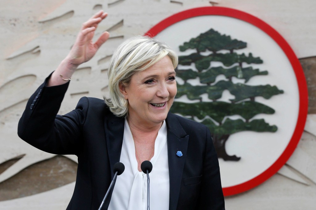 Marine Le Pen durante visita ao Líbano