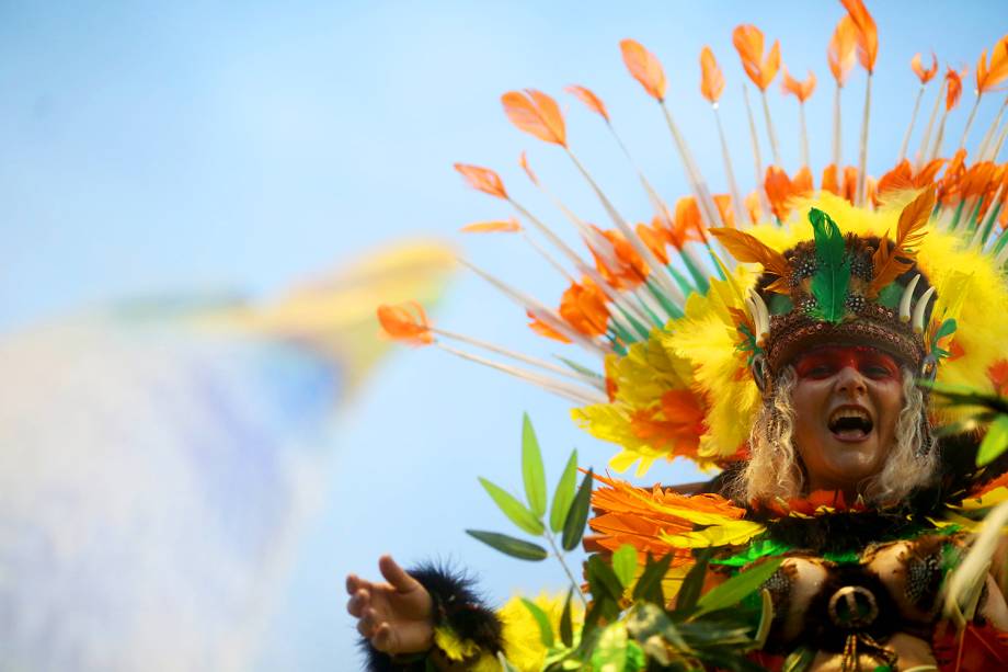 Com o enredo 'Ópera de Todos os Povos, Terra de Todas as Gentes, Curitiba de Todos os Sonhos', a escola de samba Nenê de Vila Matilde desfila no Sambódromo do Anhembi, em São Paulo - 26/02/2017