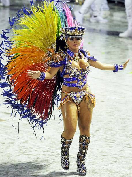 Desfile da escola de samba Paraíso do Tuiuti, no Sambódromo da Marquês de Sapucaí, no Rio de Janeiro (RJ) - 26/02/2017